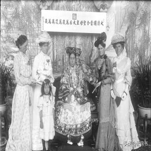 老照片还原日军暴行图片,侵华日军老相片曝光