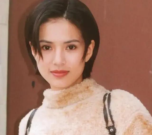 至今未嫁8位大龄女港星,至今十大未婚大龄男港星