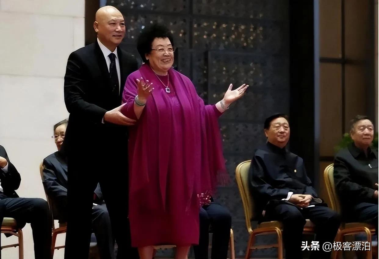 京圈女首富是谁,女首富坐拥600亿资产