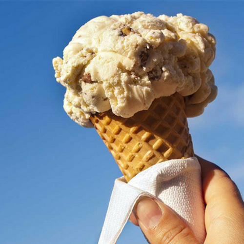 那不勒斯马拉多纳颠球,那不勒斯的马拉多纳印记