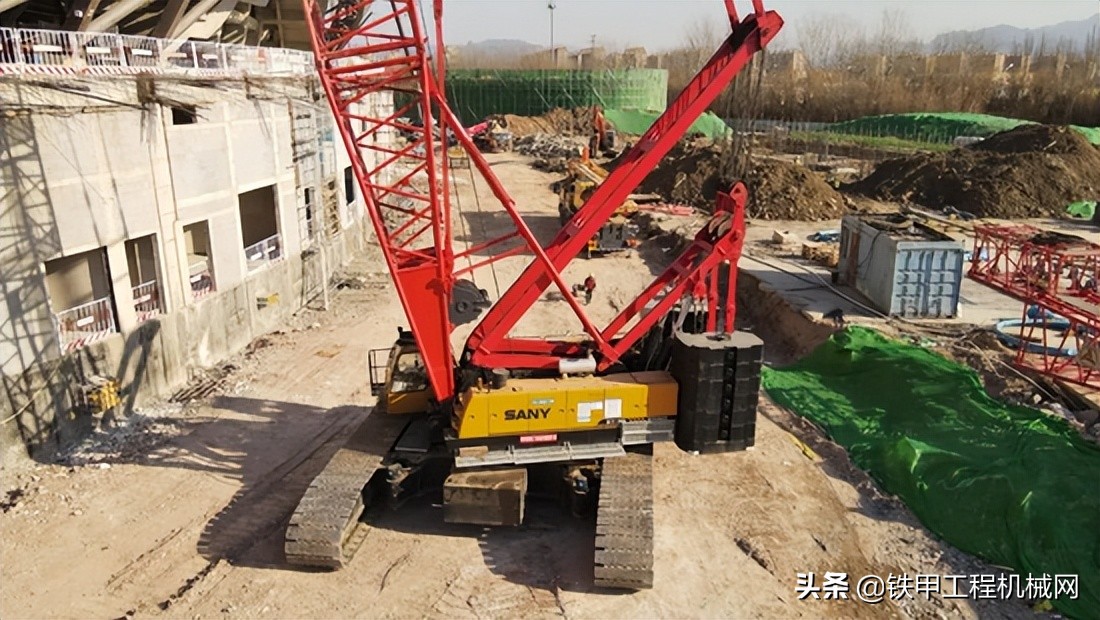 三一重工支援卡塔尔世界杯,三一重工起重机支援汶川