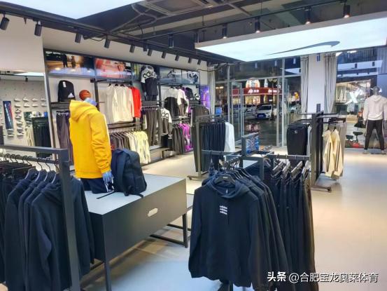 怎么加盟阿迪达斯折扣店,耐克阿迪达斯折扣店加盟靠谱吗
