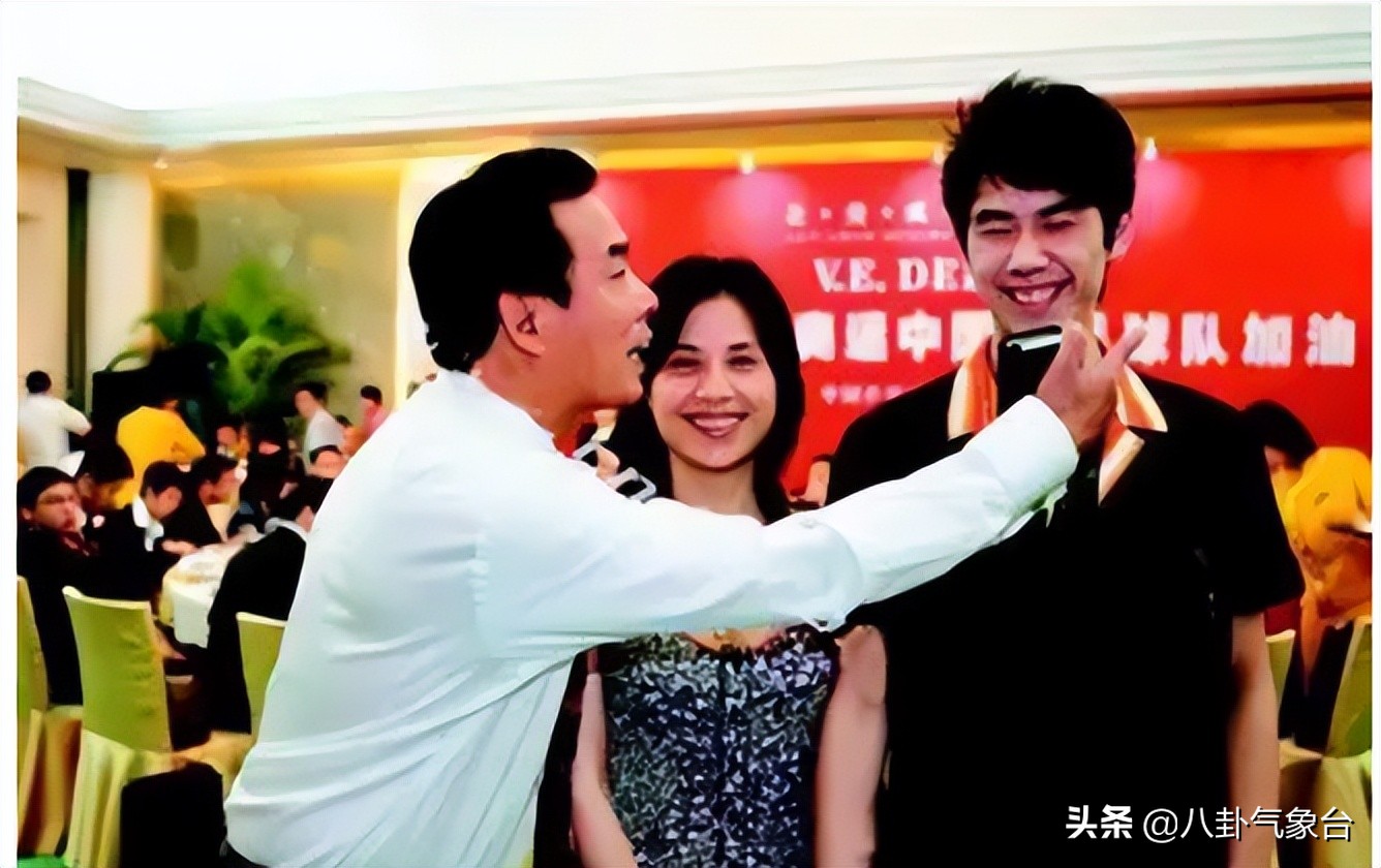 “国乒教父”蔡振华，与妻子相濡以沫37年，模范教练亏欠妻子太多