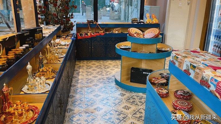 @合肥市民，听说有人给你搬来了一座*疆新**