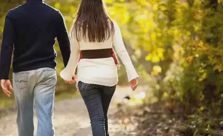 女子醉酒后和陌生男子产生误会,女子醉酒后与陌生男人产生误会