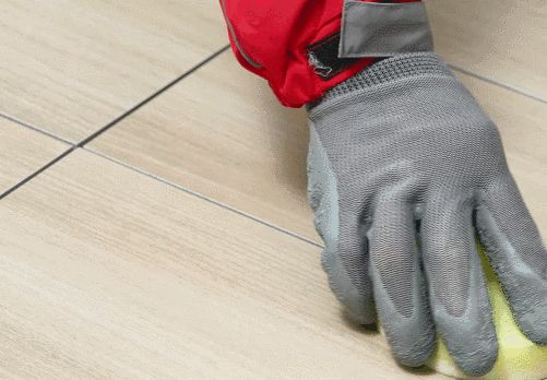 美缝这样做，砖面不会“蹭”到胶丨背胶想要好，方法用料都要好！