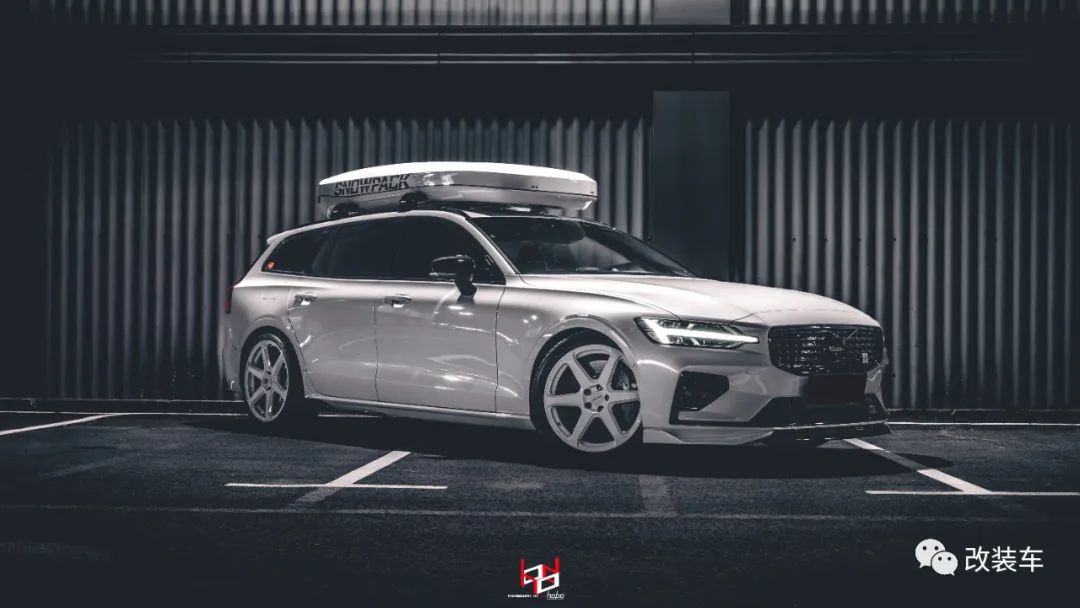 沃尔沃v60黑武士改装,深度试驾全新沃尔沃v60