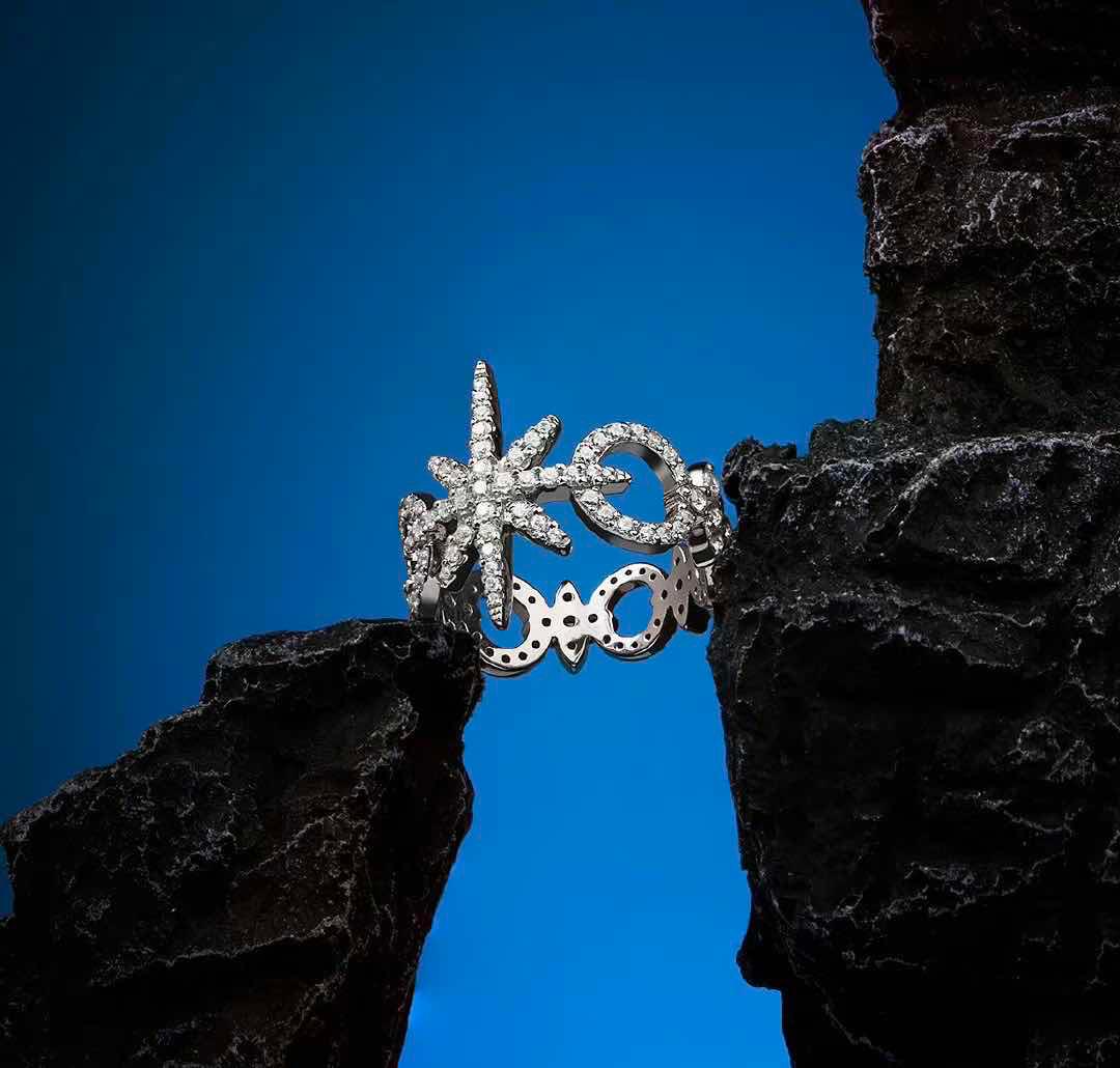 中年人买珠宝的心理,爱买珠宝的人什么心理