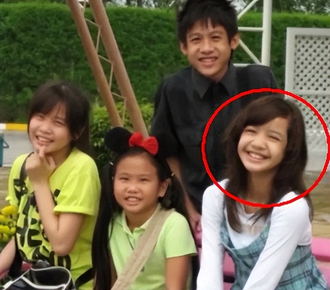 “人间芭比”Lisa：靠一个动作成顶流巨星，年仅20岁坐拥过亿身价