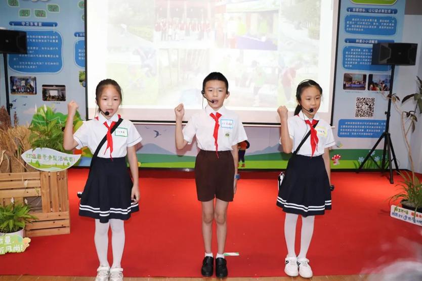 三下乡暑期社会实践跳舞,社会实践团队三下乡