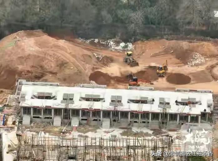 胡鑫宇失踪案全过程监控,胡鑫宇失踪案监控修复视频