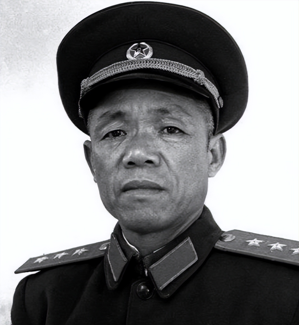 71年韩先楚向伟人反映陈再道近况，毛主席得知其欲工作：我来安排