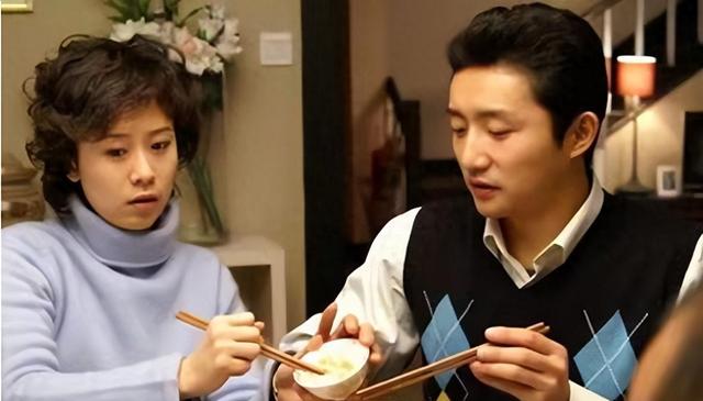 婆婆说腰疼我说去医院她又不去,婆婆喊累不想做饭