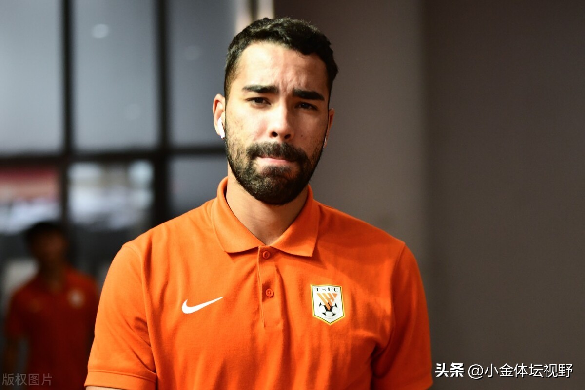 泰山离队外援,泰山队离队热门迎来命运逆袭