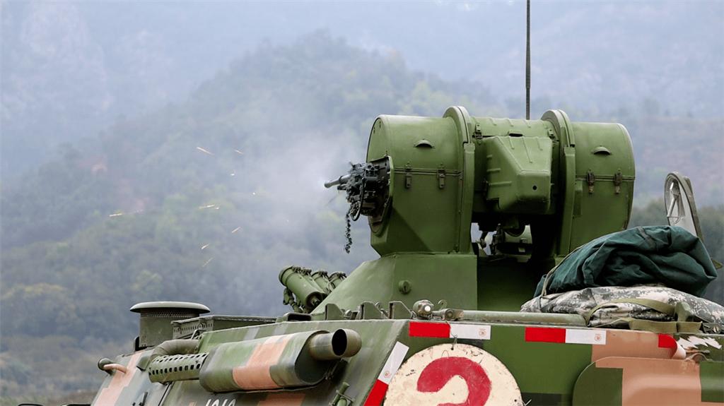 92式步战车装备多少辆,解放军09式步战车参数