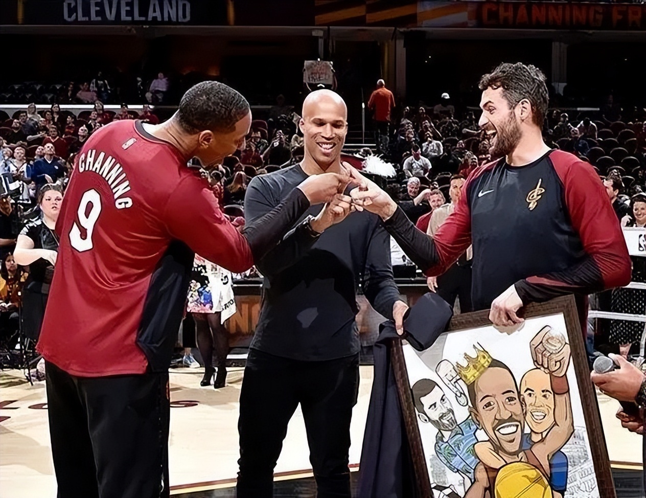 乐福夫妇年轻照片,乐福向女友求婚