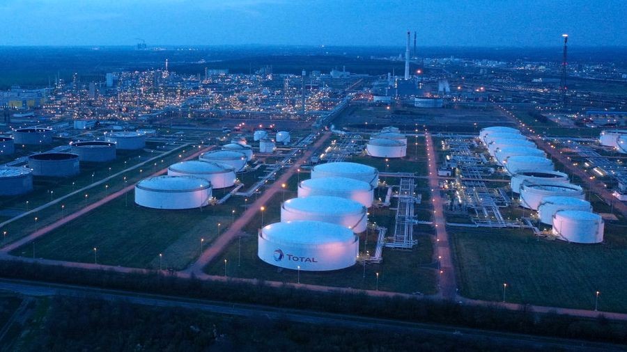 耶伦要限价油价到每桶40美元，拉拢中印施压俄，美媒：可行性极低