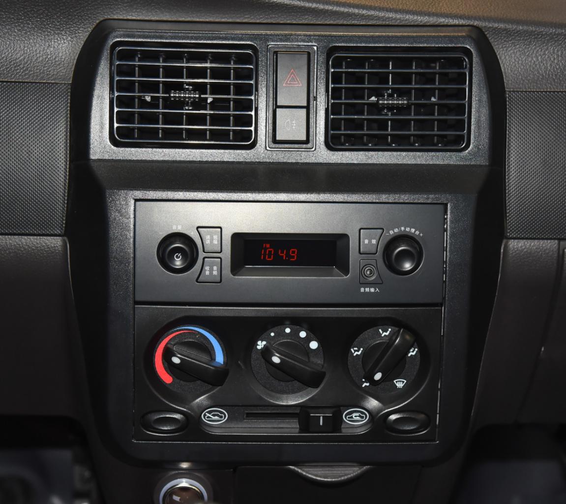 五菱荣光是几米的车,五菱荣光的详细介绍