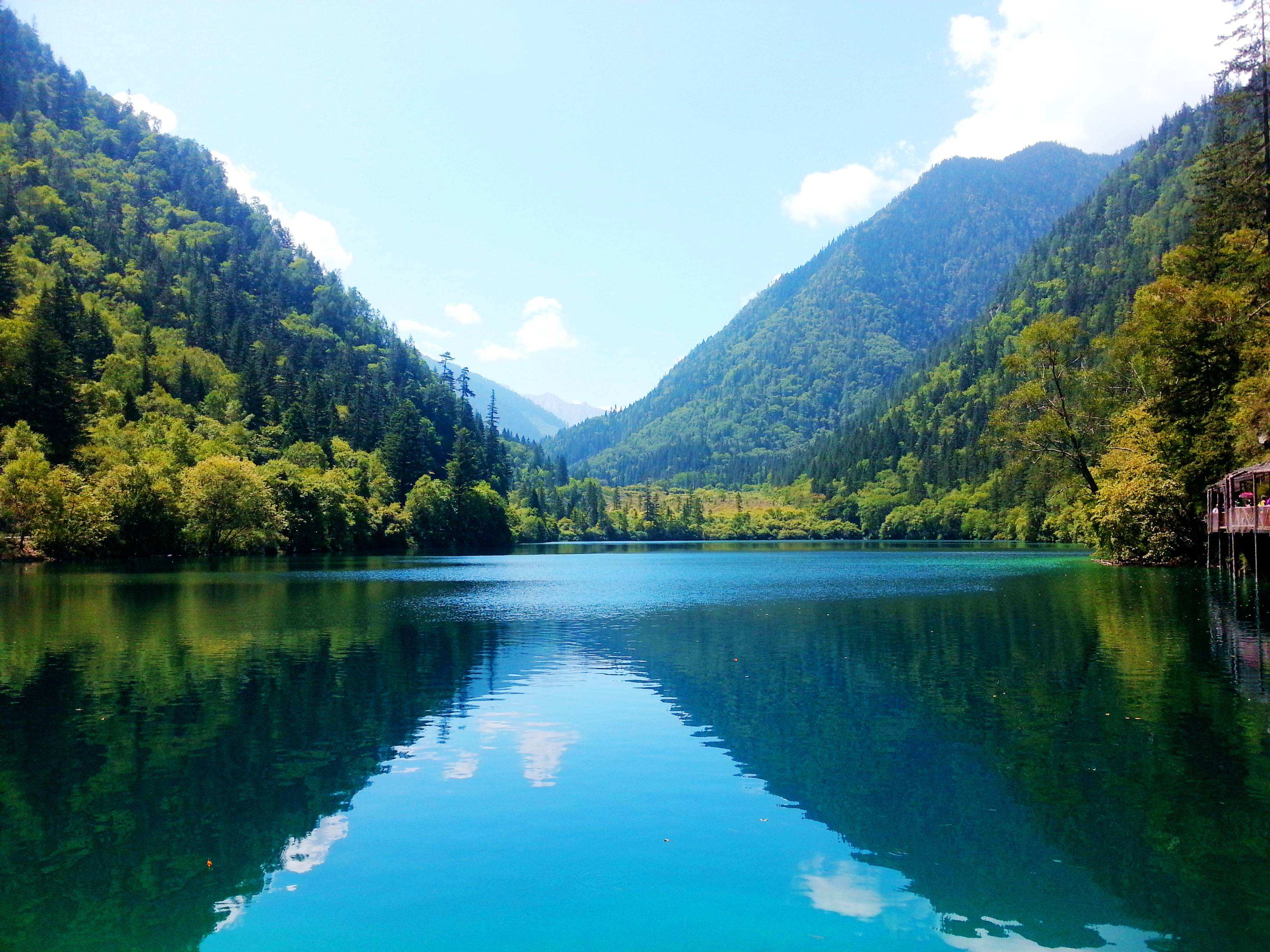九寨沟美得让人心动完整版,九寨沟有多惊艳