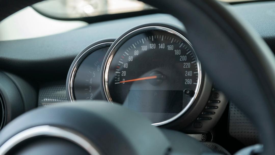 买高颜值轿车选这5款错不了,想要务实低调的代步车选它不会错