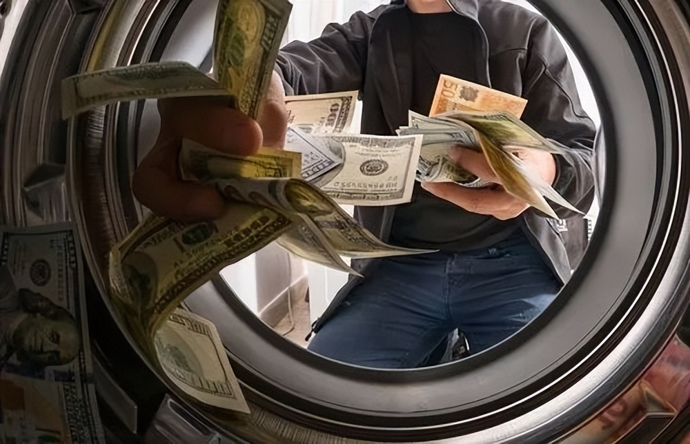 伦敦成为国际金融中心的原因,伦敦为什么是洗钱中心