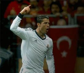 c罗哭了还是笑了,c罗哭了卡点