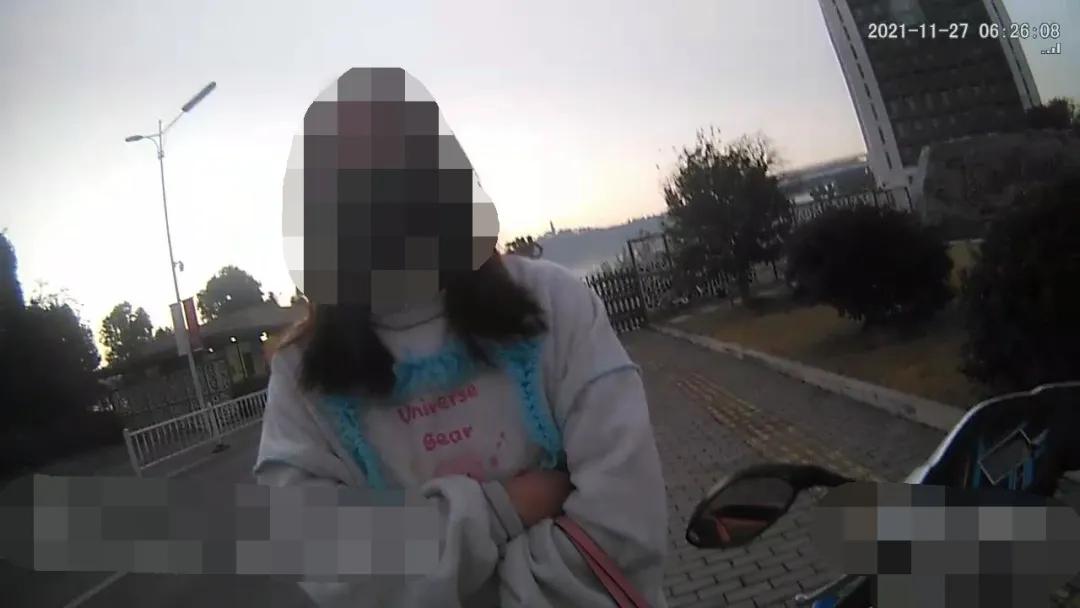 小姐姐花20万机票被骗,女子买飞机票被骗12万