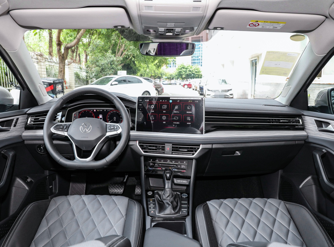 全新大众速腾哪一款性价比高,大众速腾1.5t卓越版顶配