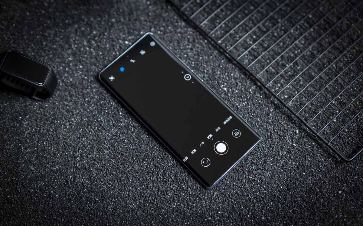 荣耀70pro与荣耀70哪款值得入手,荣耀70的卖点和特点分别是什么