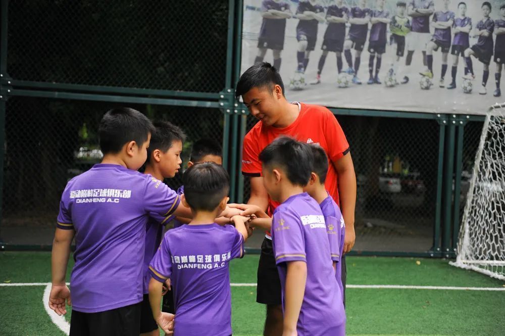 足球健康领域活动,足球运动可以锻炼身体哪些方面