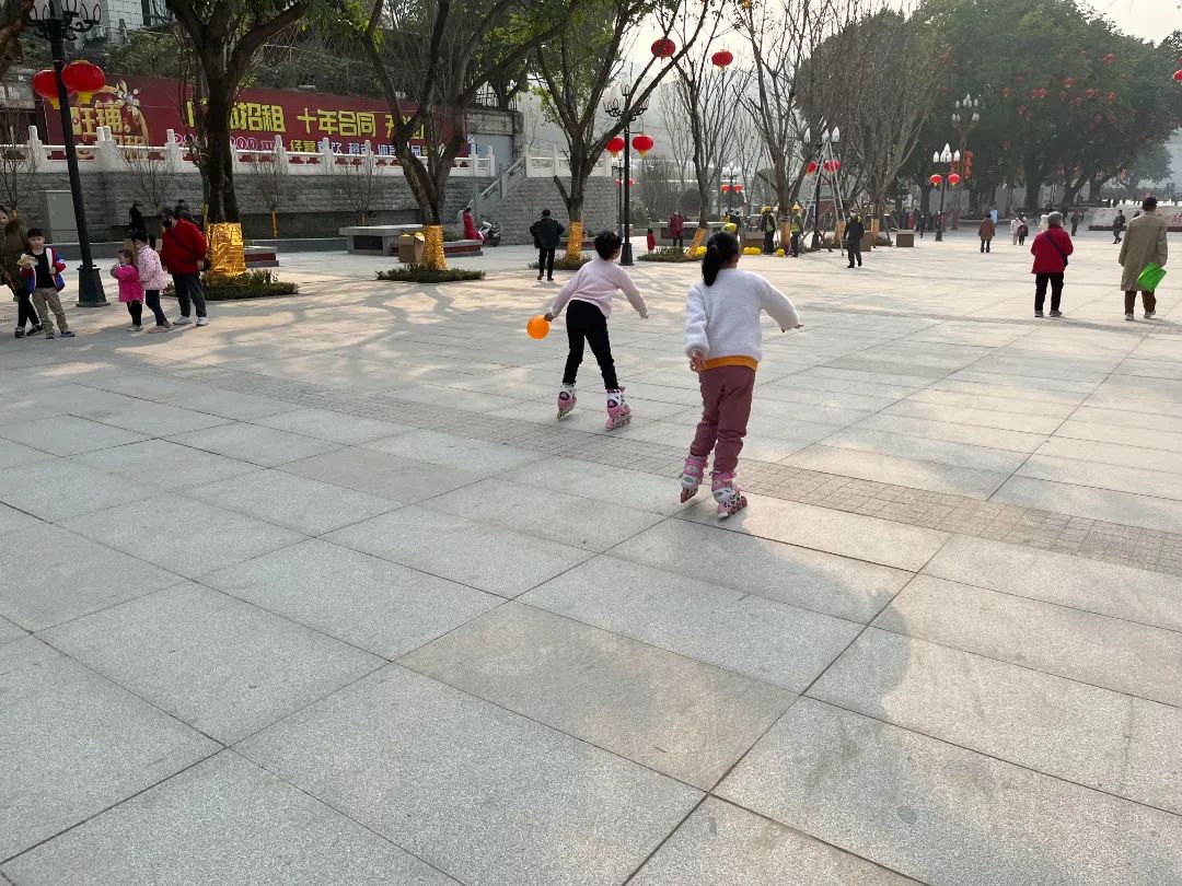 现在的重庆大田湾体育场焕然一新,重庆大田湾体育场历史