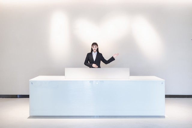 酒店员工礼貌礼节培训教程,酒店服务人员礼仪培训大全