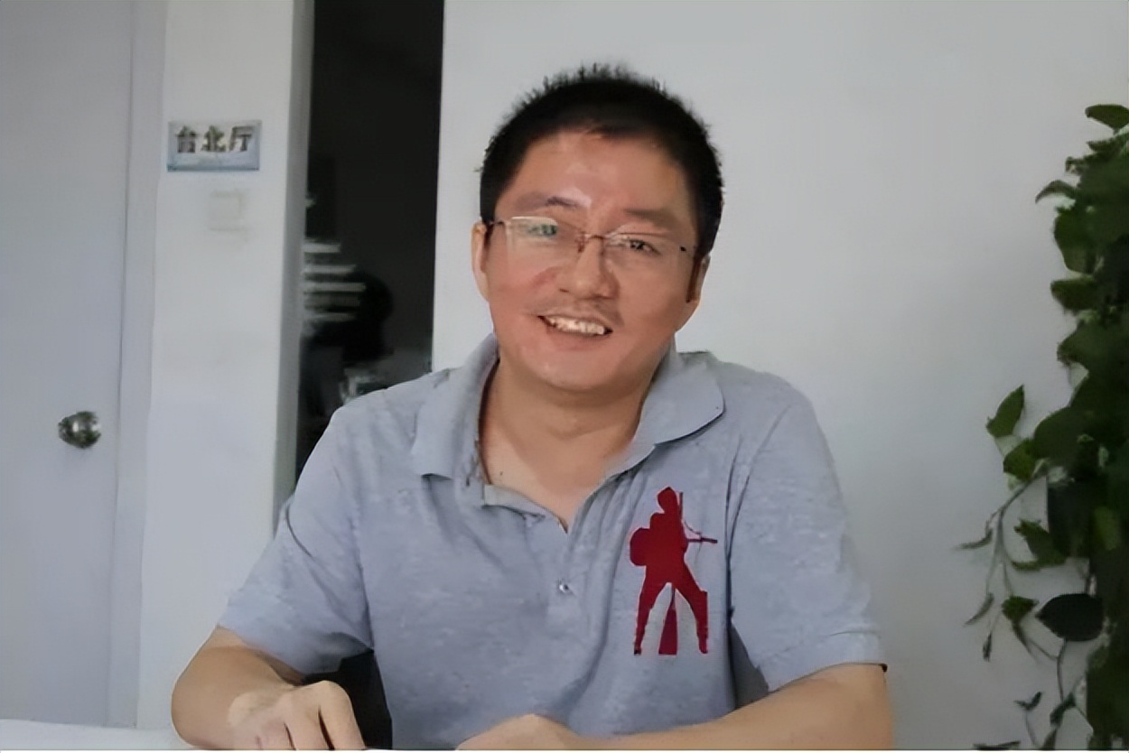 他，农村娃，中科院退学创业，年薪1.5亿，42岁退休