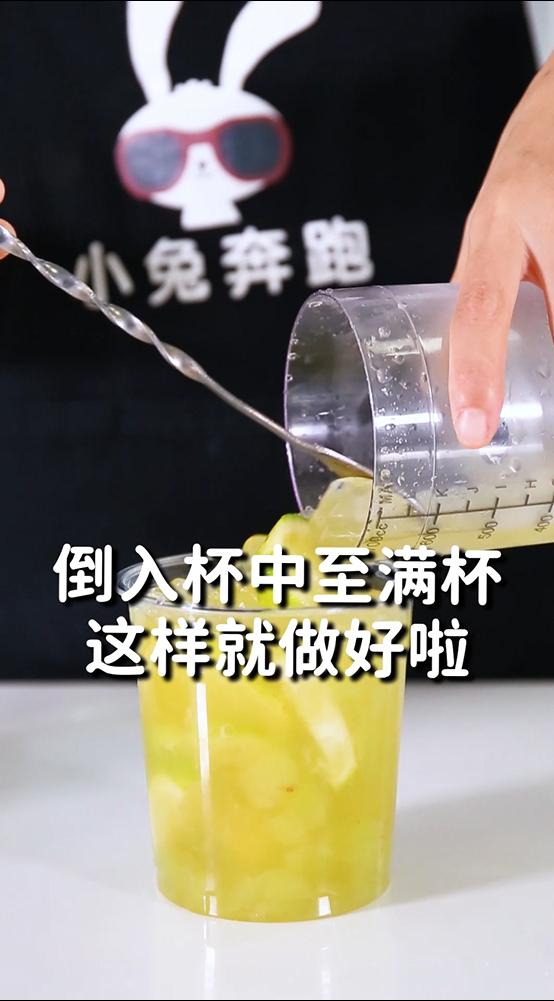 青提柠檬茶制作方法家庭版,爆柠奶茶配方