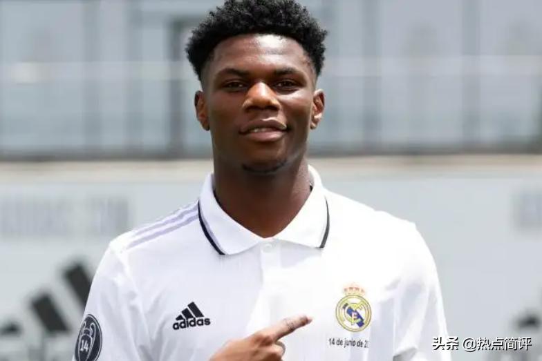 转会总价可达1亿欧,足坛转会身价超过1亿的球员