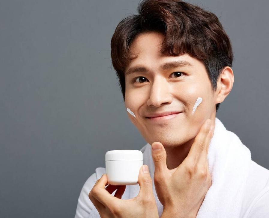 晚上护肤的正确步骤男士,男士从零开始护肤