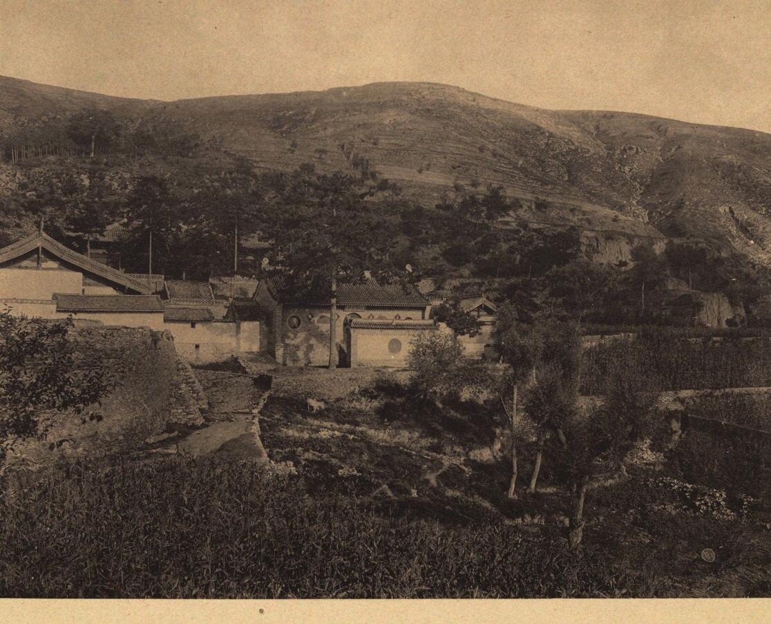 鏃ュ啗鍏借褰╄壊鐓х墖,渚靛崕鏃ュ啗鍏借缁濈増鐓х墖