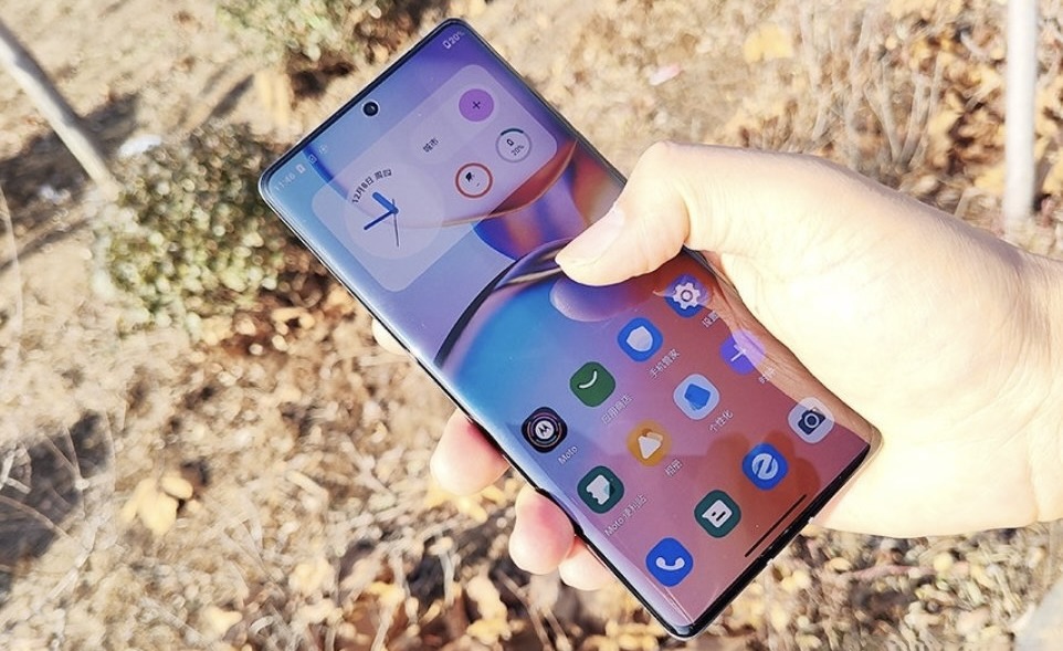 跟苹果14能相比的国产手机哪个好,目前这4款手机最值得买