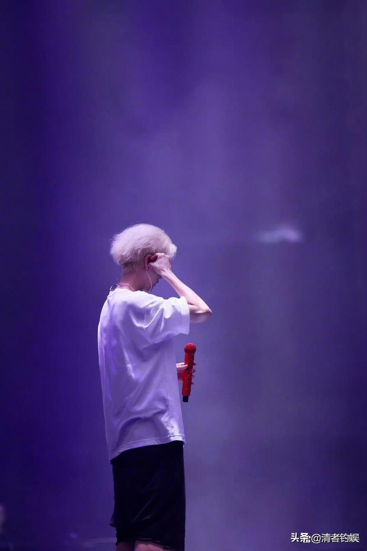 归国四子鹿晗张艺兴黄子韬同框,鹿晗张艺兴黄子韬甜蜜日常