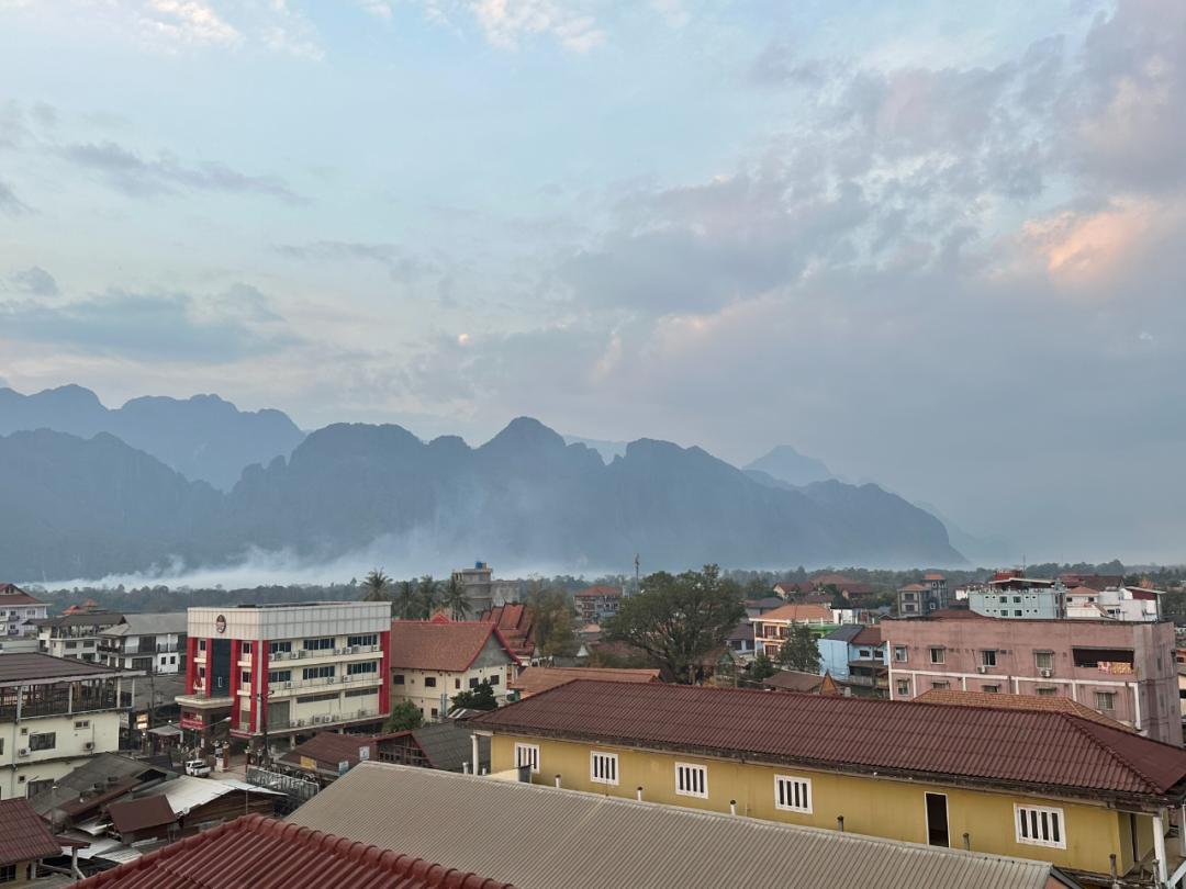 乘坐高铁去老挝最全通关攻略,中老铁路可以去老挝旅游吗