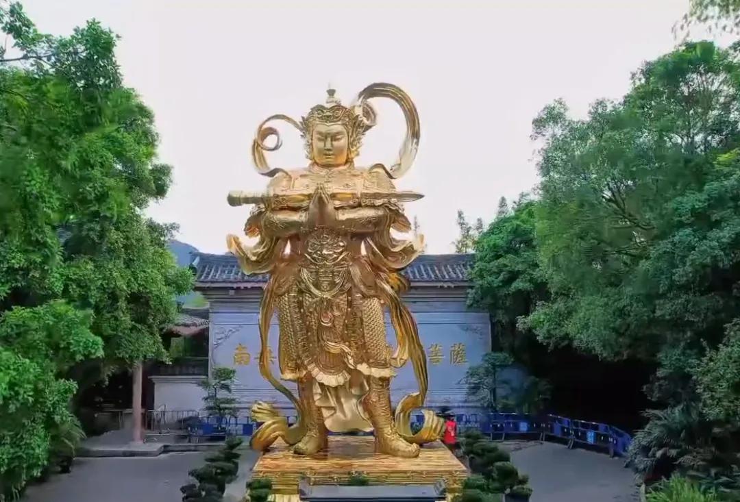 深圳东部华侨城天禅视频,深圳东部华侨城山顶寺庙