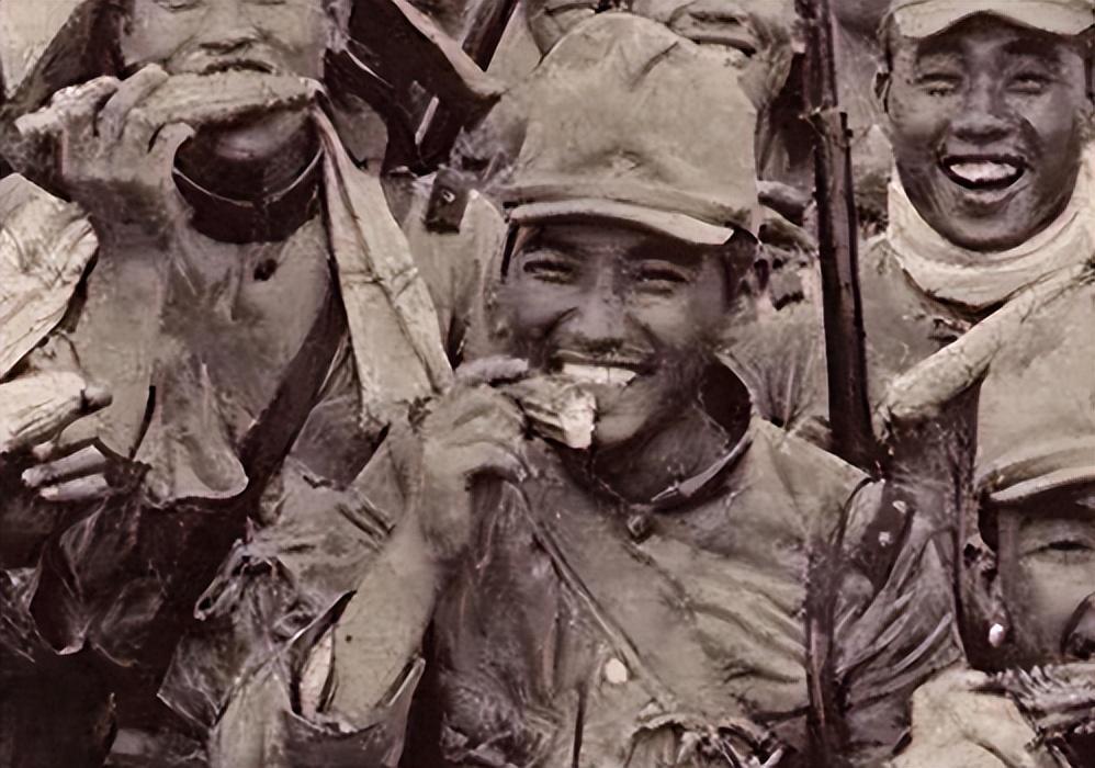 30张真实又罕见的老照片，阴毛假发工作者，我怀疑他用错地方了2