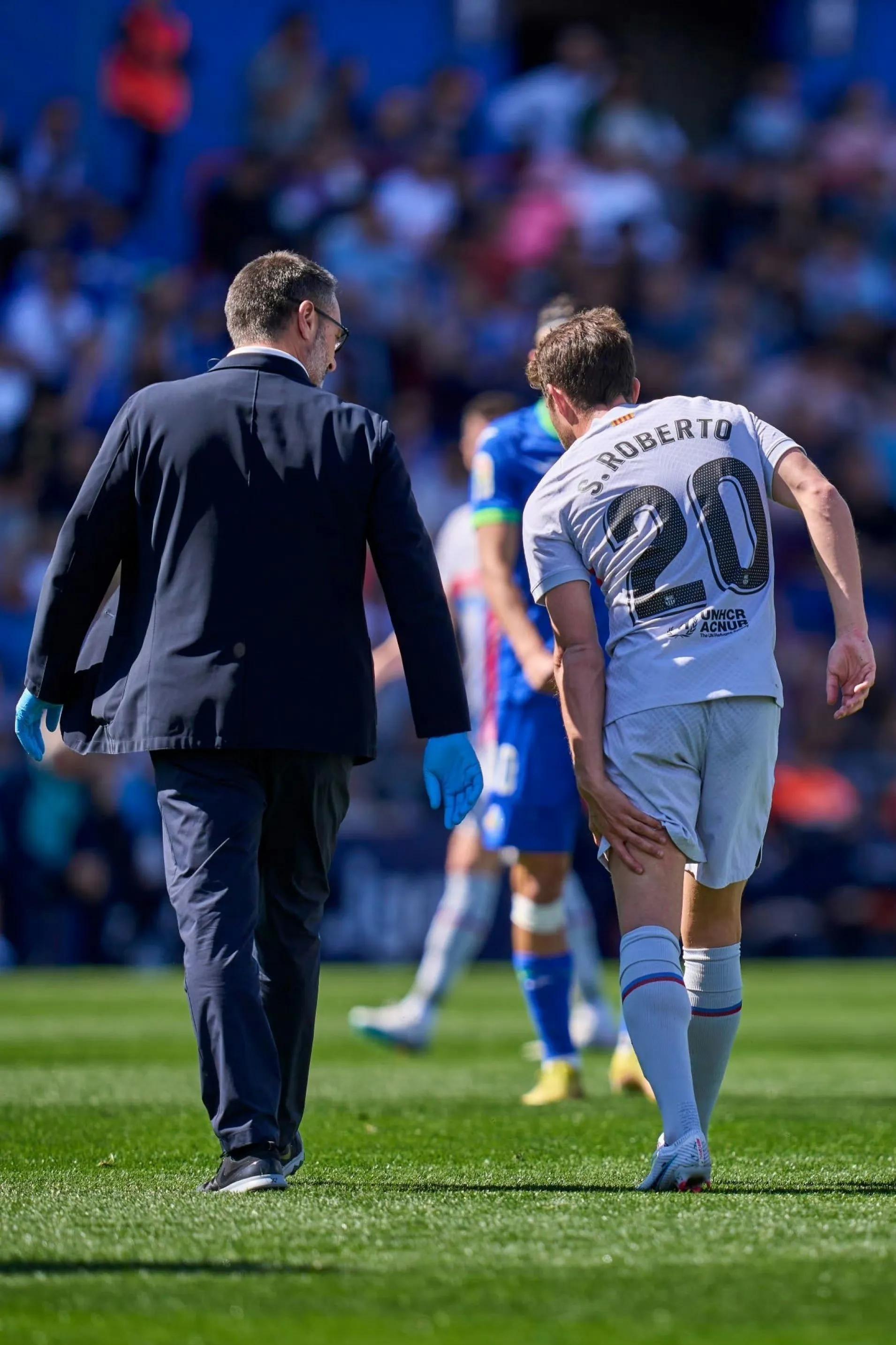 巴萨0-4惨败皇马本泽马,西甲巴萨0-0遭巴列卡诺逼平