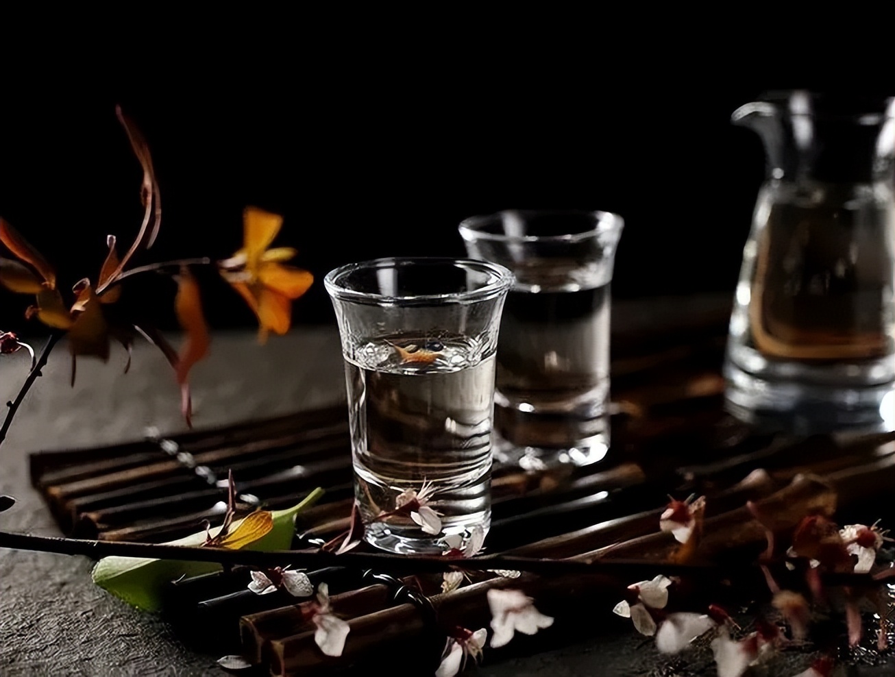 赖茅97香港回归特制酒是什么味型,97年赖茅香港回归特制多少钱一瓶