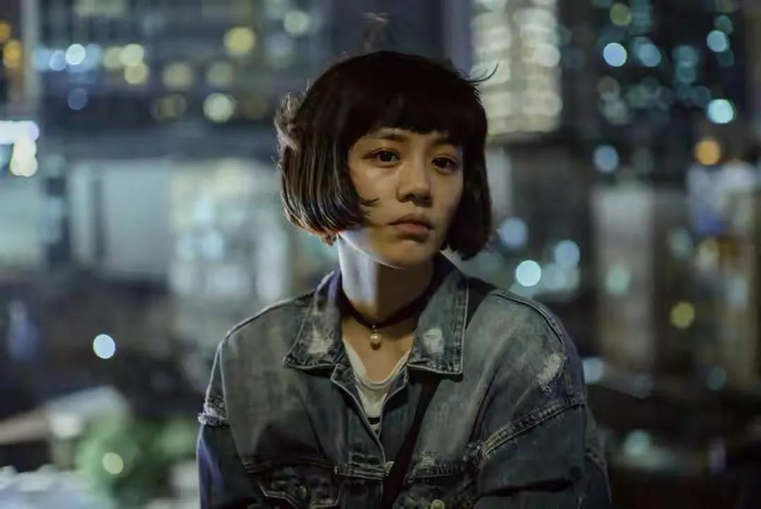 风中有朵雨做的云光影解析,风中有朵雨做的云属于民歌吗