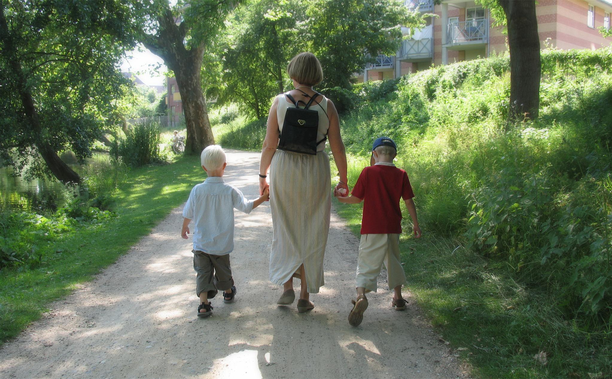 29岁女子与70岁男子相亲,46岁女子相亲70岁男子