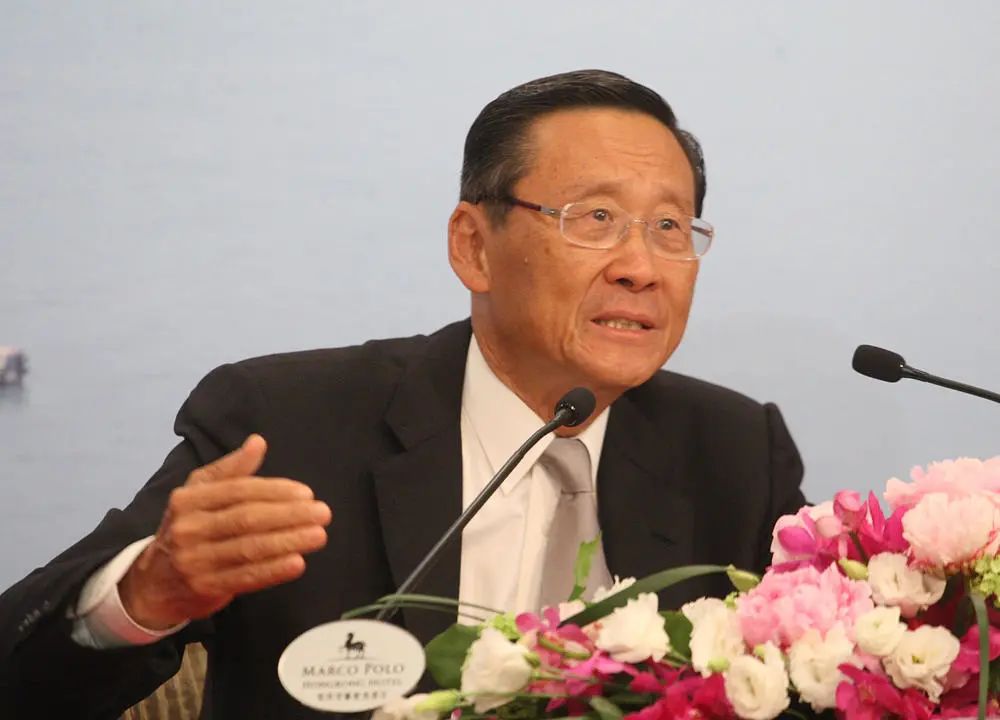 棣欐腐瀵岃豹420浜块仐浜х粰鐙瓙,棣欐腐缁ф壙鍗冧嚎瀹朵骇鐨勫瘜涓変唬