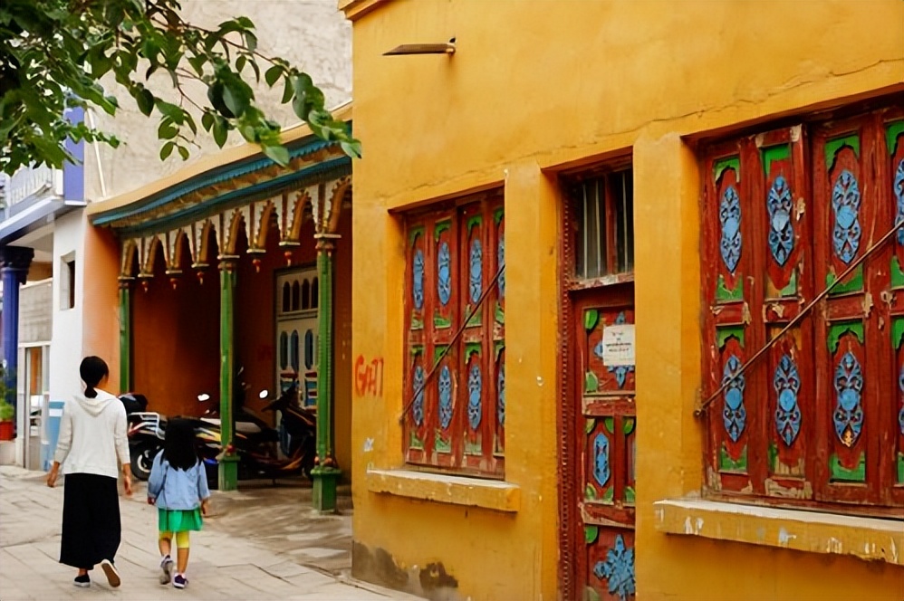 博斯腾湖库车千佛洞克孜尔石窟,达人西游打卡那拉提