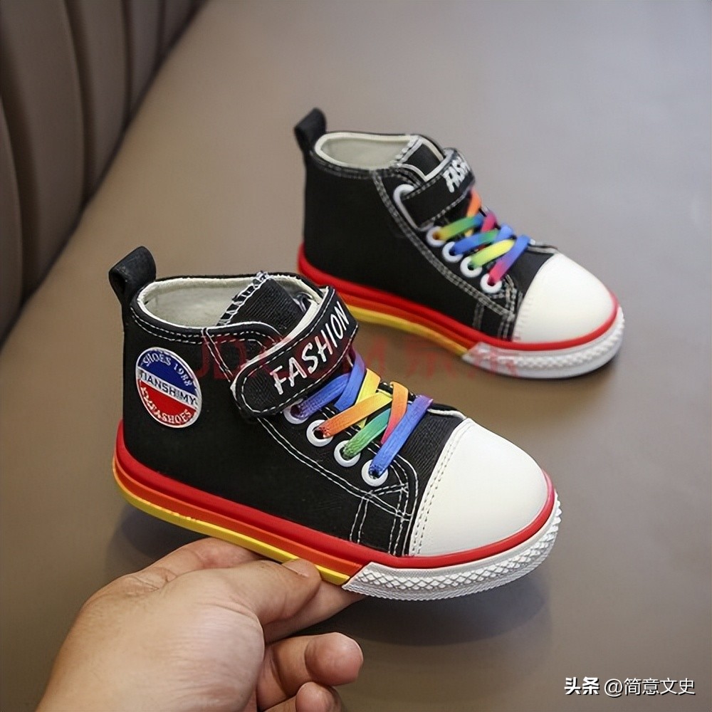 宝宝童鞋怎么选,宝宝应该选择什么样的童鞋