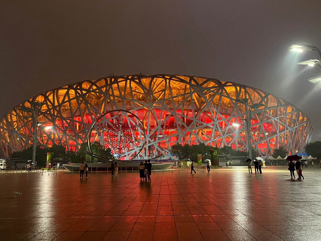 斥资34亿的鸟巢现在怎样了,34亿建造鸟巢还能用吗